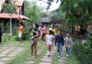 ភ្ញៀវទេសចរយ៉ាងច្រើនកុះករបានអញ្ជើញទៅទស្សនាសួនរុក្ខជាតិអង្គរ-An influx of tourists visiting Angkor Botanical Garden-23 May 2022