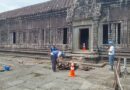ក្រុមការងារត្រួតពិនិត្យសេវាកម្មទេសចរណ៍ ជួសជុលជណ្តើរឈើចំនួន៩ទីតាំង នៅរួតទី២ប្រាសាទអង្គរវត្ត-Tourism Service Control Team to repair nine wooden stairs on the second terrace of Angkor Wat Temple- 22 June 2024