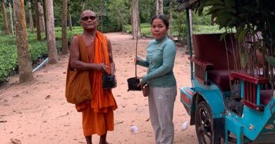 កូនឈើចម្រុះចំនួន៦,៤១៧ដើម ត្រូវបានអាជ្ញាធរជាតិអប្សរាចែកចាយដោយឥតគិតថ្លៃពីថ្ងៃទី១០ ដល់ថ្ងៃទី៣០ ខែមិថុនា ឆ្នាំ២០២៥ -6,417 saplings distributed by the APSARA National Authority -​ 03 July 2025